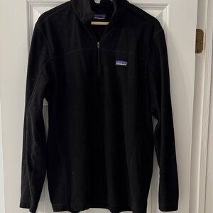 Patagonia Classic Black Fleece Pullover